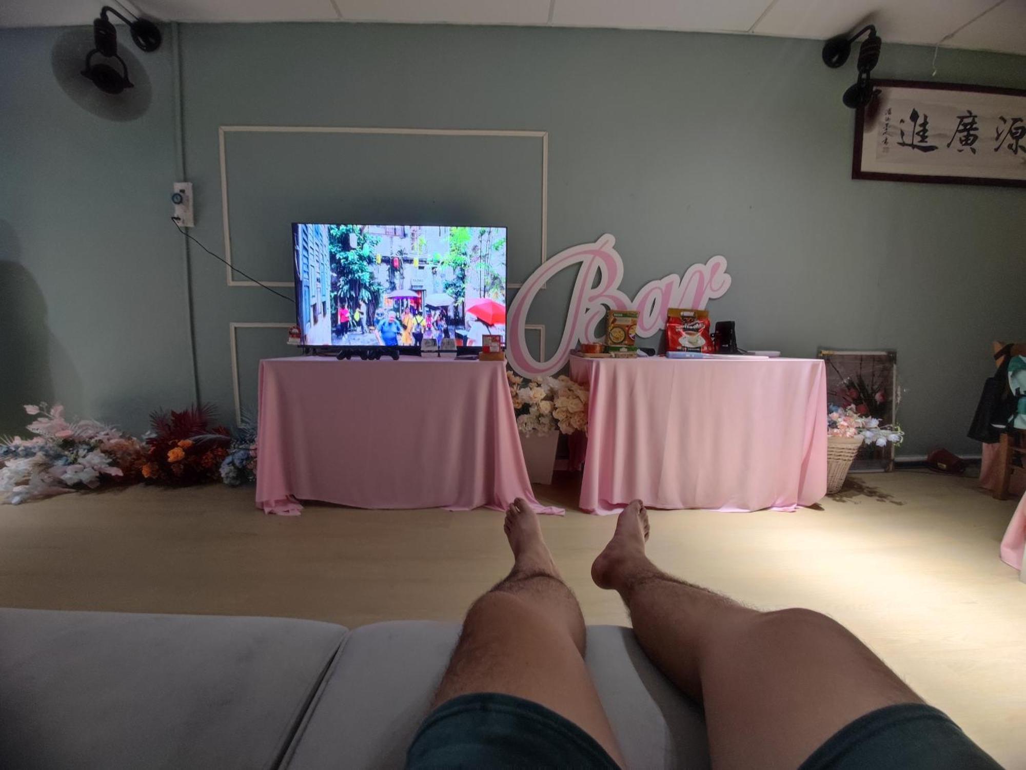 Georgetown Family Ktv Theme Fun Staycation Up To 6 Pax Netflix Youtube Playstation Jelutong Exterior photo