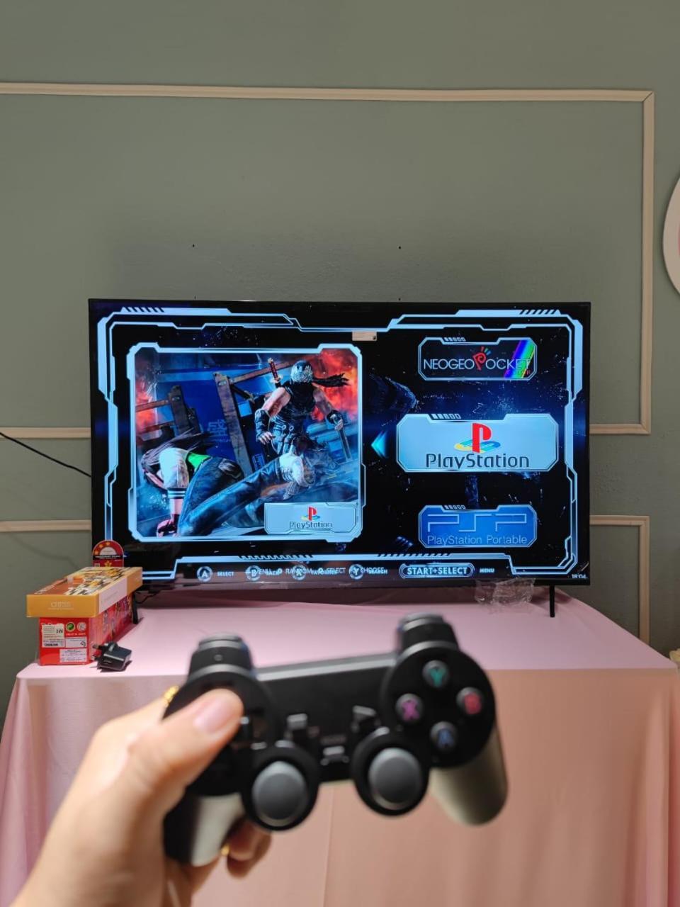 Georgetown Family Ktv Theme Fun Staycation Up To 6 Pax Netflix Youtube Playstation Jelutong Exterior photo