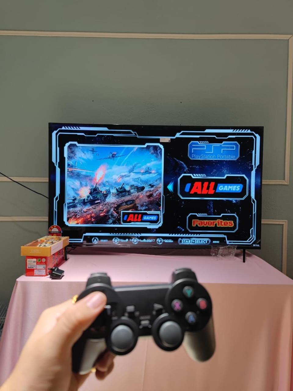 Georgetown Family Ktv Theme Fun Staycation Up To 6 Pax Netflix Youtube Playstation Jelutong Exterior photo